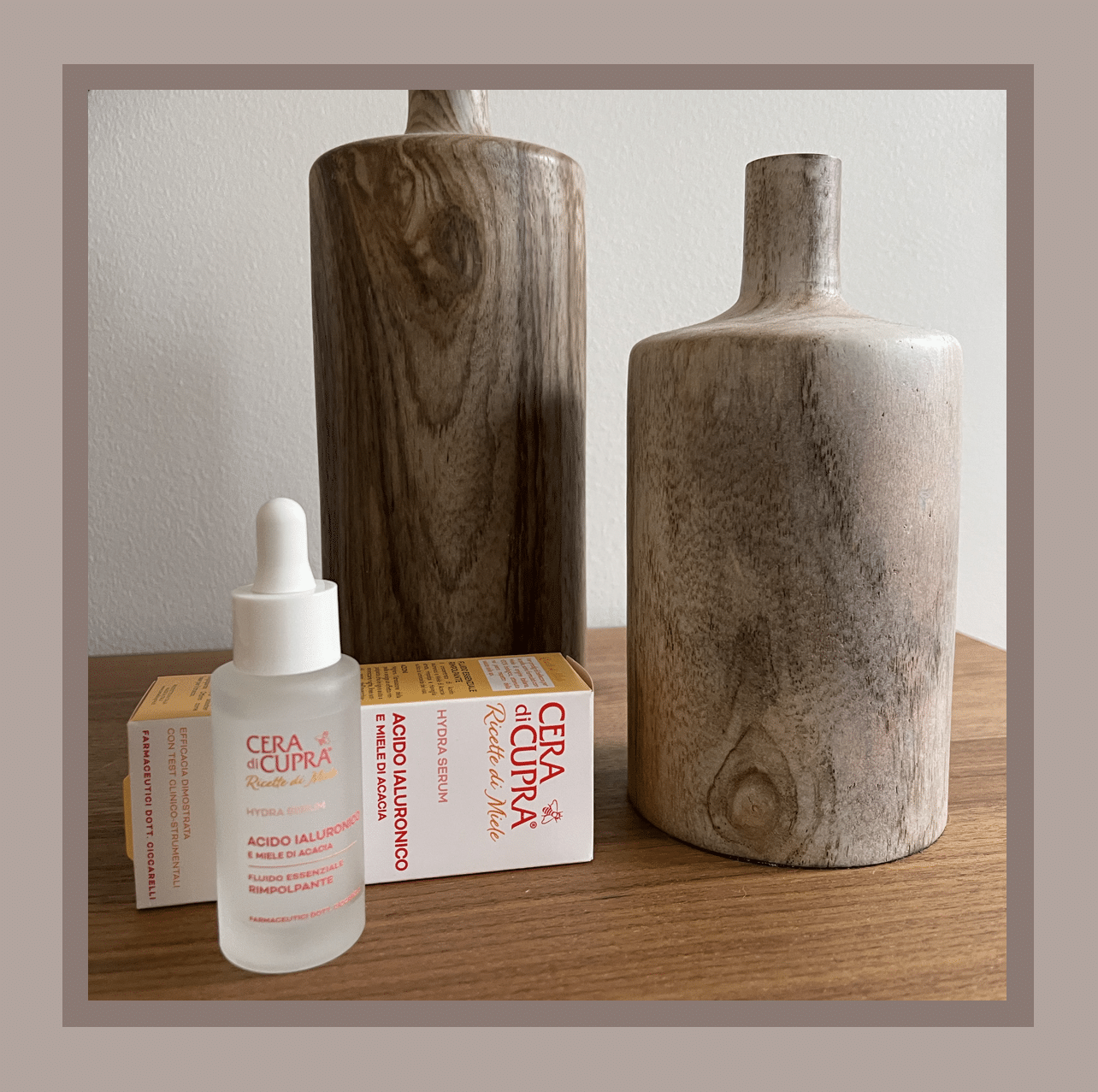 CERA di CUPRA Serum med koncentreret hyaluronsyre og akacie honning, 30 ml